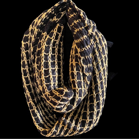 Metallic Gold & Black Infinity Scarf - Picture 3 of 7